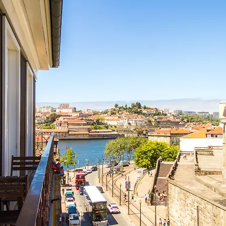 Liiiving In | Ribeira Boutique Apartment Porto